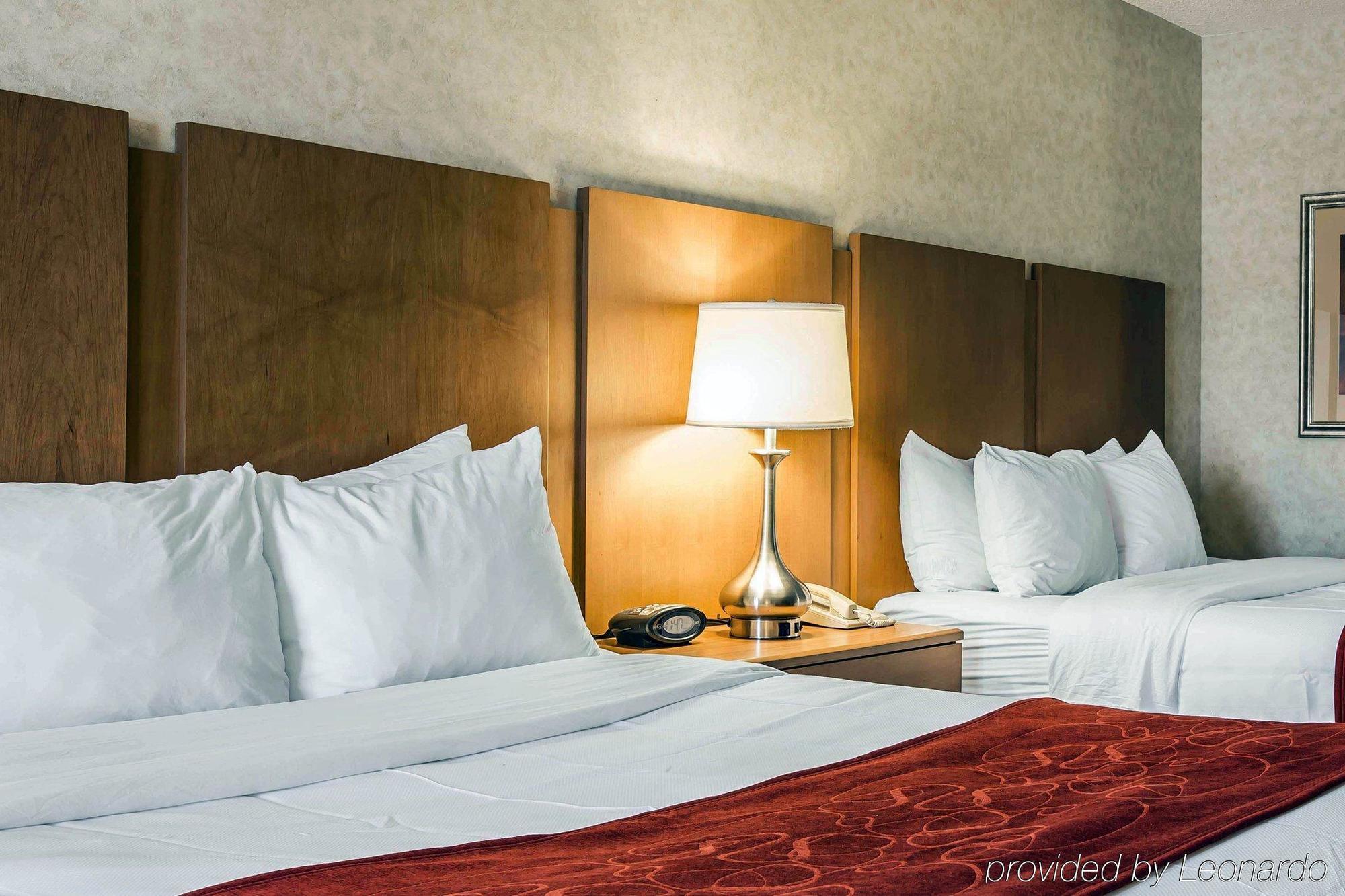 Comfort Suites Hanes Mall Winston-Salem Exterior photo