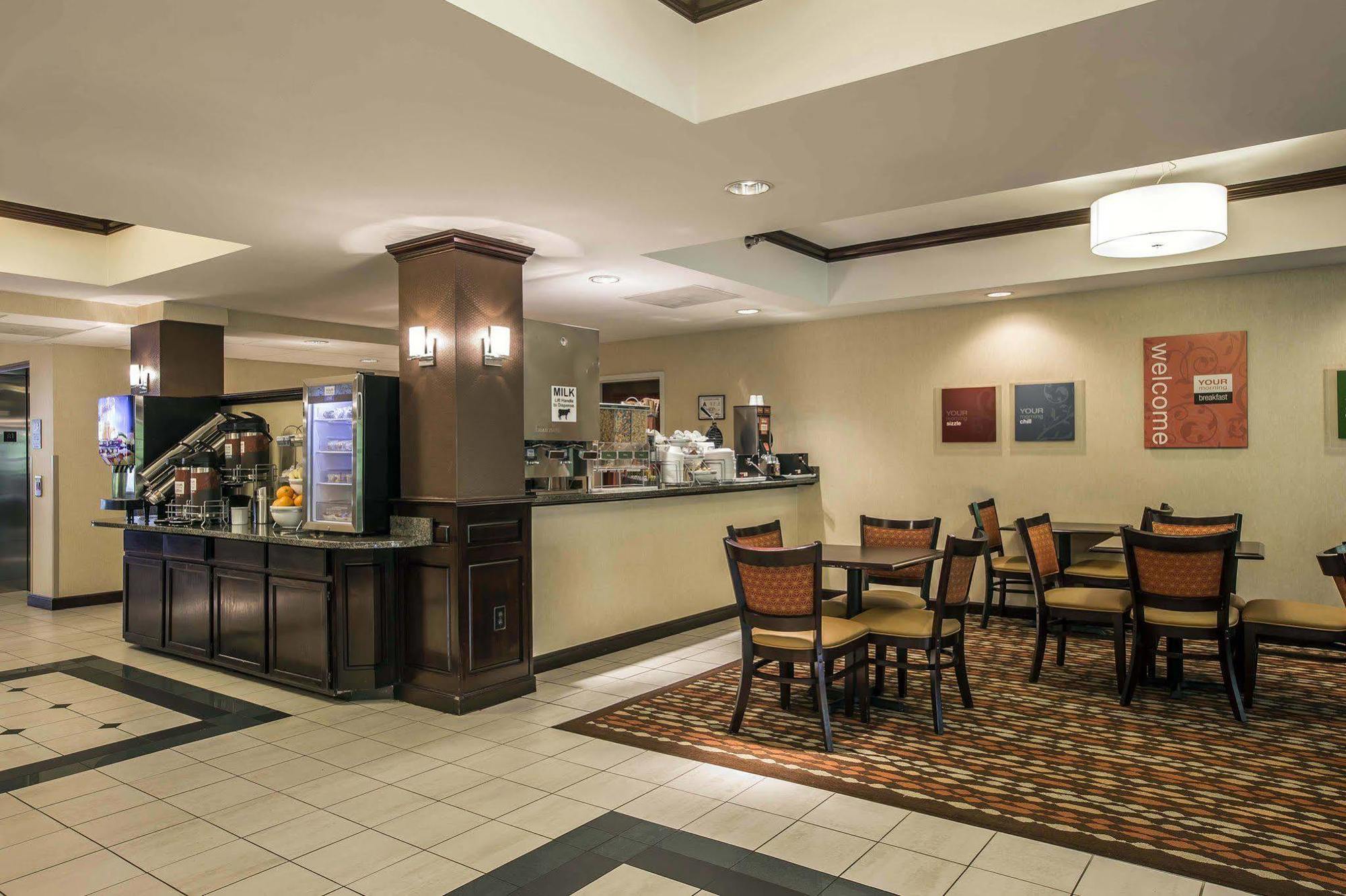 Comfort Suites Hanes Mall Winston-Salem Exterior photo